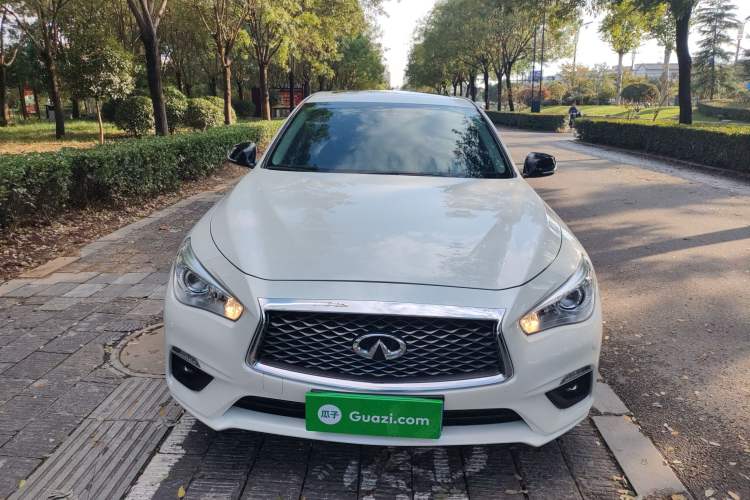Used Infiniti Q50L 2018 2.0T Comfort Edition China VI Standard Front