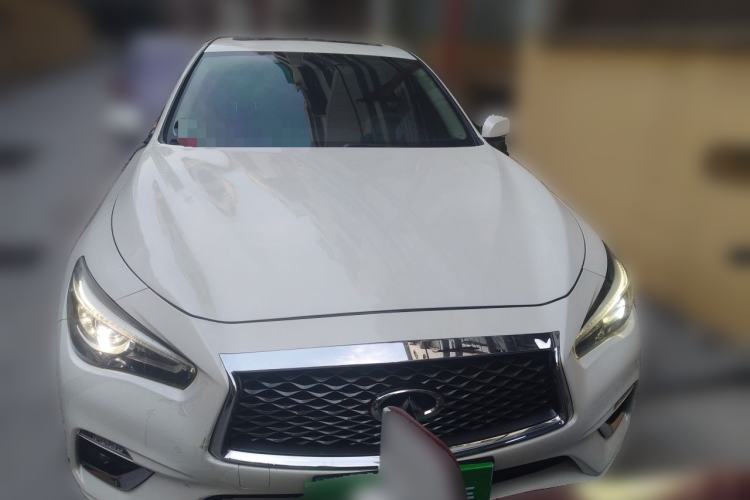 Used Infiniti Q50L 2018 2.0T Comfort Edition China VI Standard Front