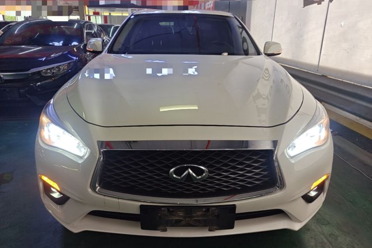 Used Infiniti Q50L 2018 2.0T Comfort Edition China VI Standard Front