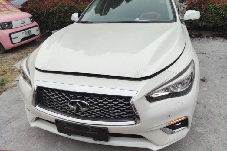 Used Infiniti Q50L 2018 2.0T Enjoyment Version China VI Standard Front
