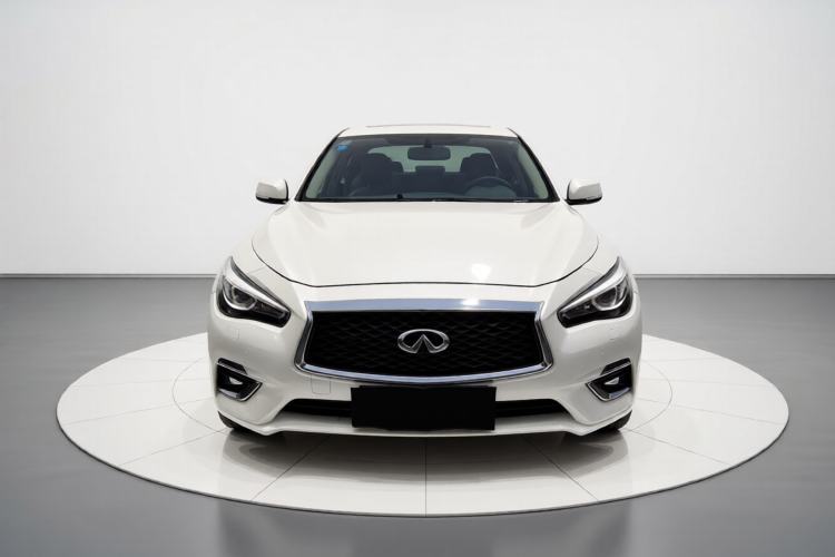 Used Infiniti Q50L 2018 2.0T Enjoyment Version China VI Standard Front