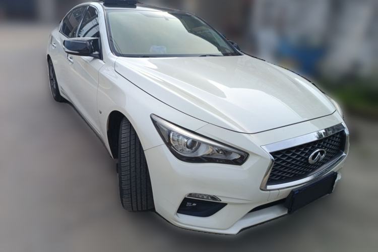 Used Infiniti Q50L 2018 2.0T Comfort Edition China VI Standard Front Right 45 Deg
