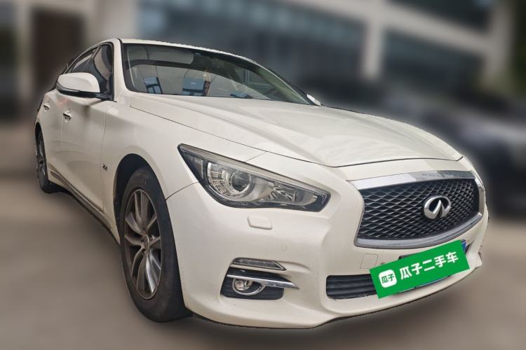 Used Infiniti Q50L 2018 2.0T Comfort Edition China V Standard Front Right 45 Deg