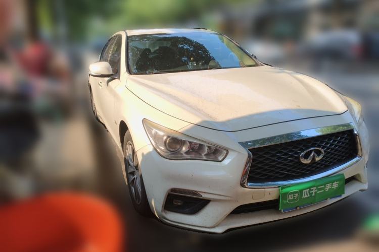 Used Infiniti Q50L 2018 2.0T Comfort Edition China VI Standard Front Right 45 Deg