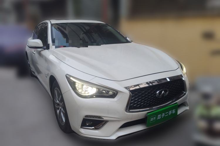 Used Infiniti Q50L 2018 2.0T Comfort Edition China VI Standard Front Right 45 Deg