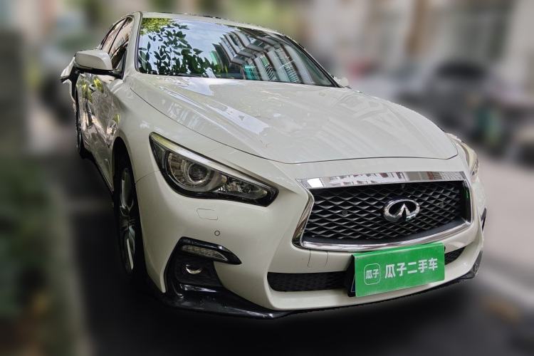 Used Infiniti Q50L 2018 2.0T Enjoyment Version China V Standard Front Right 45 Deg