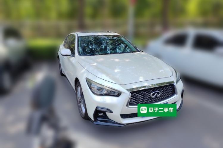Used Infiniti Q50L 2018 2.0T Enjoyment Edition China V standard Front Right 45 Deg