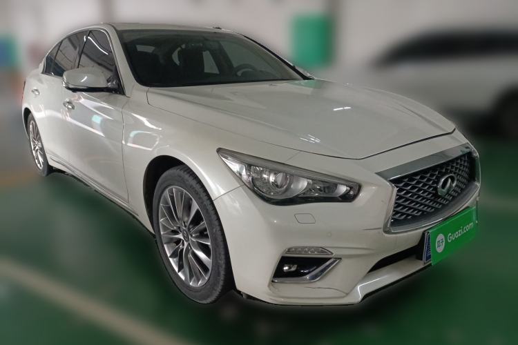 Used Infiniti Q50L 2018 2.0T Enjoyment Version China V Standard Front Right 45 Deg