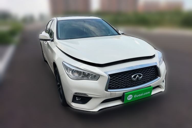 Used Infiniti Q50L 2018 2.0T Comfort Edition China VI Standard Front Right 45 Deg