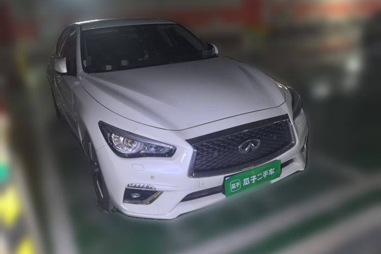 Used Infiniti Q50L 2018 2.0T Enjoyment Edition China V standard Front Right 45 Deg