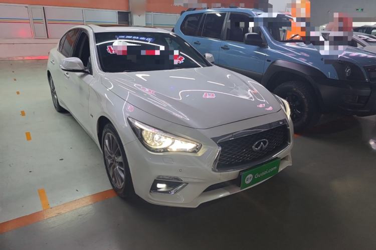Used Infiniti Q50L 2018 2.0T Enjoyment Version China V Standard Front Right 45 Deg