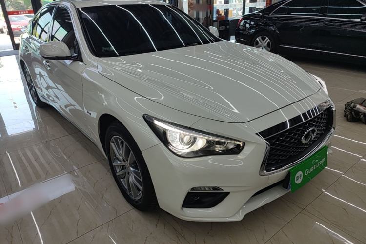 Used Infiniti Q50L 2018 2.0T Comfort Edition China V Standard Front Right 45 Deg