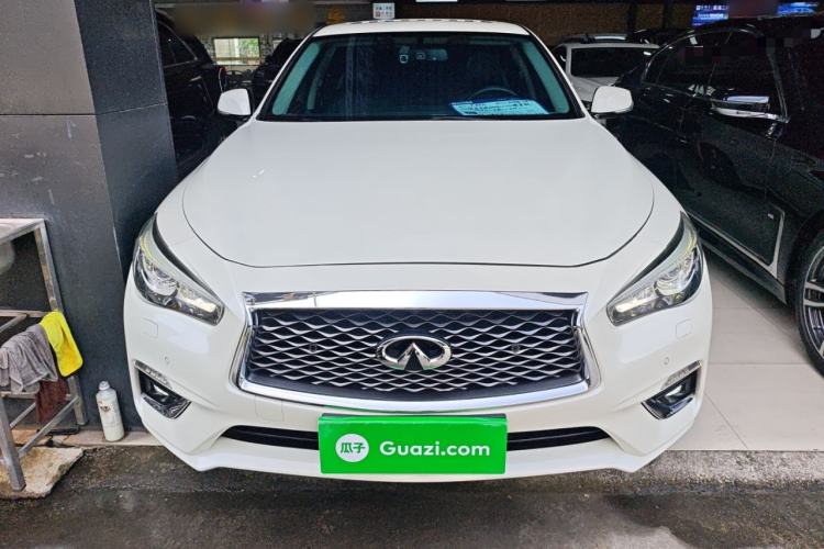 Used Infiniti Q50L 2018 2.0T Enjoyment Version China VI Standard Front