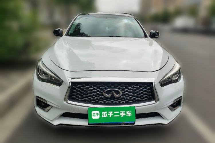 Used Infiniti Q50L 2018 2.0T Enjoyment Version China VI Standard Front