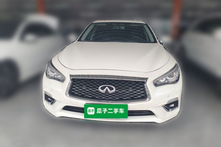 Used Infiniti Q50L 2018 2.0T Enjoyment Version China VI Standard Front