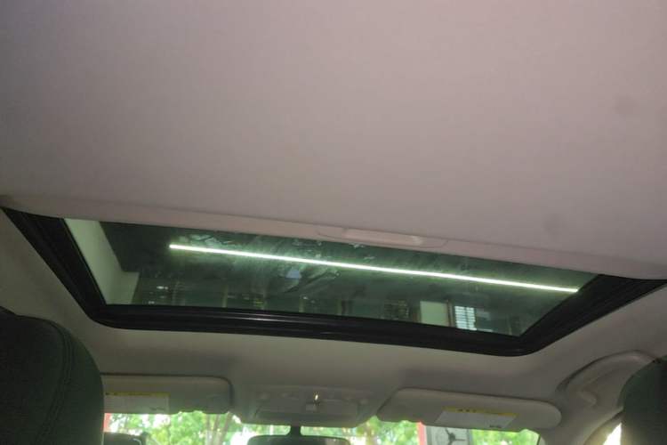 Used Infiniti Q50L 2018 2.0T Comfort Edition China VI Standard Headliner