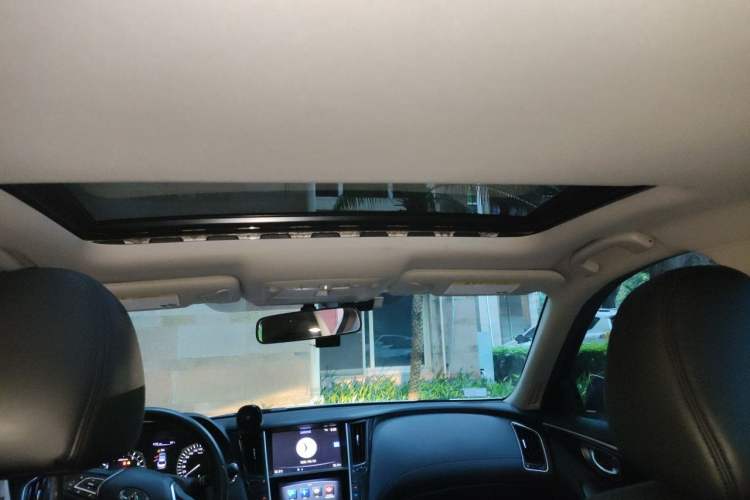 Used Infiniti Q50L 2018 2.0T Comfort Edition China V Standard Headliner