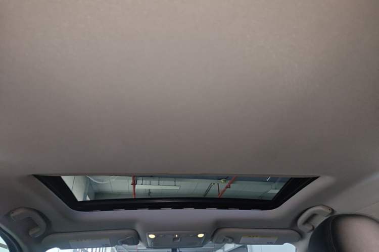 Used Infiniti Q50L 2018 2.0T Comfort Edition China VI Standard Headliner