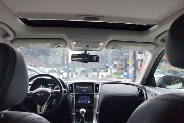 Used Infiniti Q50L 2018 2.0T Enjoyment Version China VI Standard Headliner