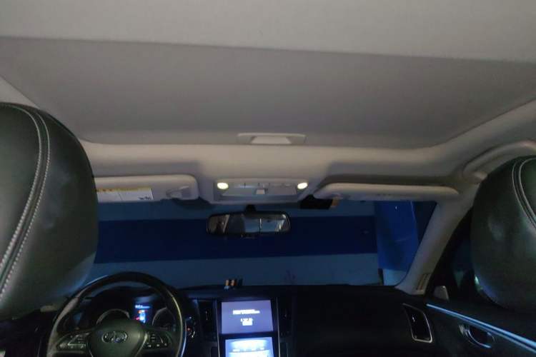 Used Infiniti Q50L 2018 2.0T Elite Sport Version China VI Standard Headliner