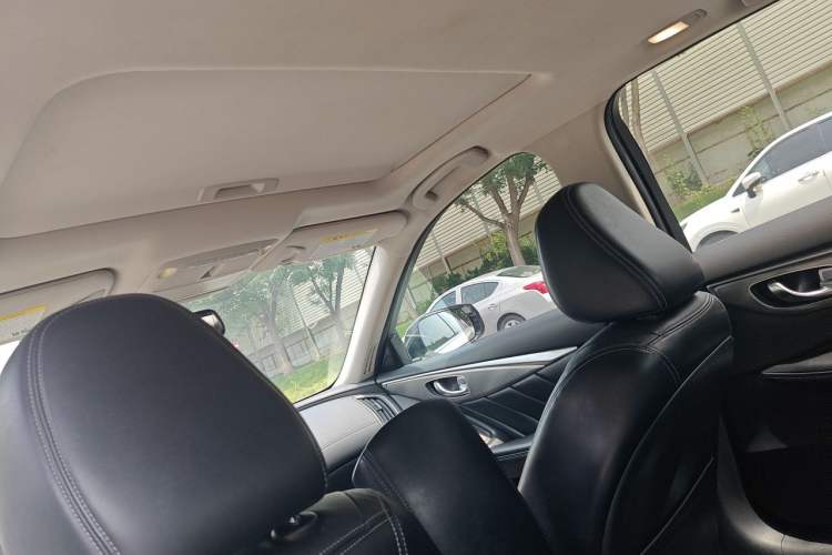 Used Infiniti Q50L 2018 2.0T Enjoyment Version China V Standard Headliner