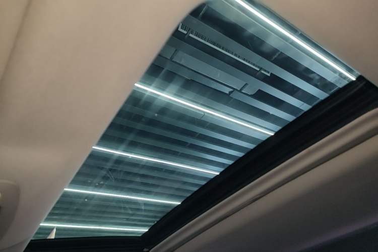 Used Infiniti Q50L 2018 2.0T Comfort Edition China V Standard Headliner