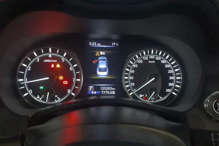 Used Infiniti Q50L 2018 2.0T Comfort Edition China VI Standard Instrument Cluster