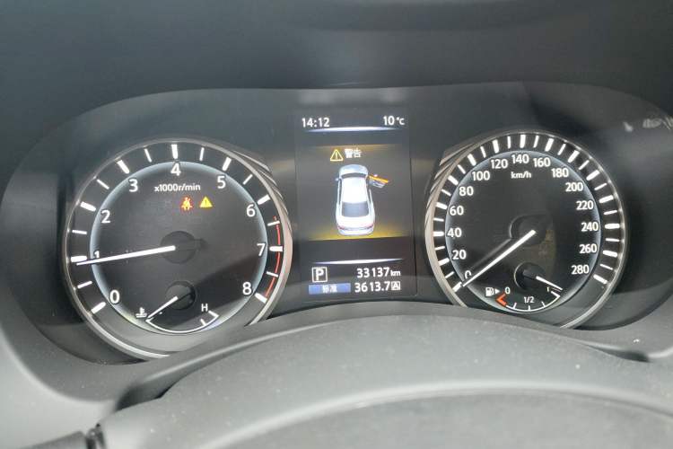 Used Infiniti Q50L 2018 2.0T Comfort Edition China VI Standard Instrument Cluster