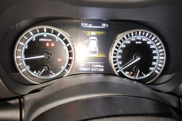 Used Infiniti Q50L 2018 2.0T Enjoyment Version China VI Standard Instrument Cluster