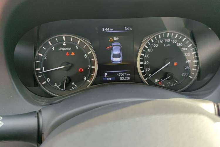 Used Infiniti Q50L 2018 2.0T Enjoyment Edition China V standard Instrument Cluster