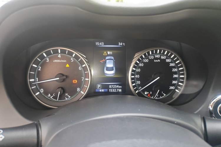 Used Infiniti Q50L 2018 2.0T Enjoyment Version China V Standard Instrument Cluster