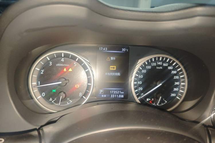 Used Infiniti Q50L 2018 2.0T Enjoyment Edition China V standard Instrument Cluster