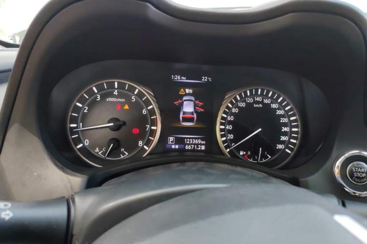 Used Infiniti Q50L 2018 2.0T Enjoyment Edition China V standard Instrument Cluster