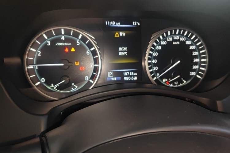Used Infiniti Q50L 2018 2.0T Comfort Edition China VI Standard Instrument Cluster