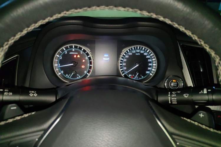 Used Infiniti Q50L 2018 2.0T Elite Sport Version China VI Standard Instrument Cluster