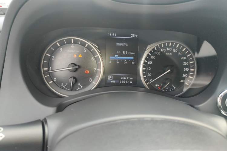 Used Infiniti Q50L 2018 2.0T Enjoyment Version China V Standard Instrument Cluster