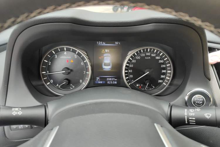 Used Infiniti Q50L 2018 2.0T Enjoyment Version China VI Standard Instrument Cluster