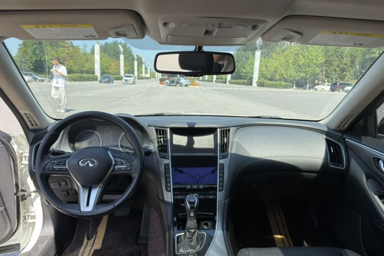 Used Infiniti Q50L 2018 2.0T Enjoyment Version China V Standard Interior 2