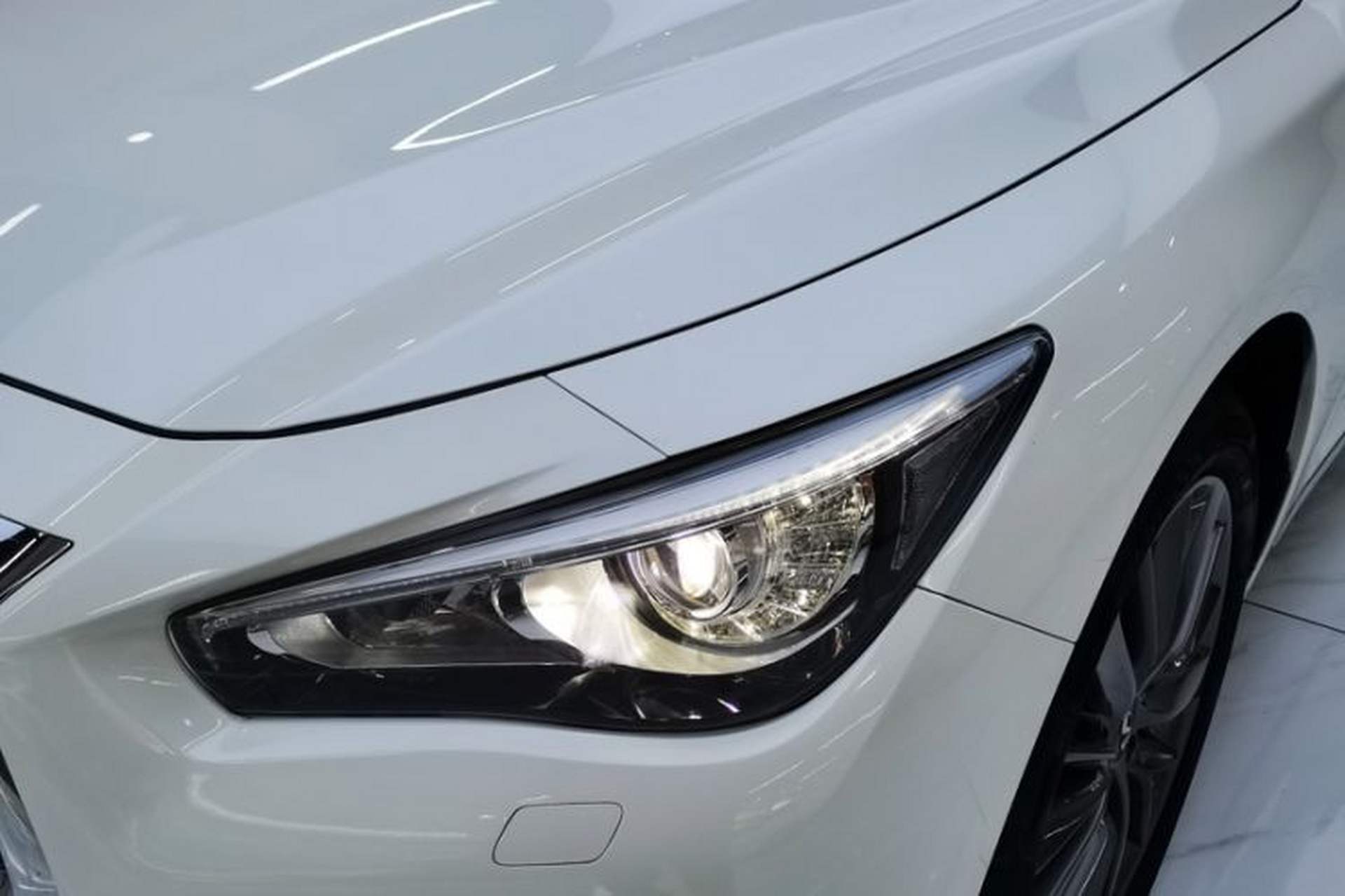 Used Infiniti Q50L 2018 2.0T Enjoyment Version China VI Standard Interior 2