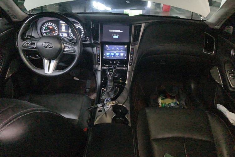 Used Infiniti Q50L 2018 2.0T Enjoyment Edition China V standard Interior 2