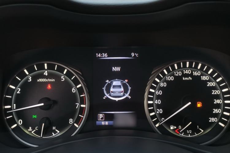 Used Infiniti Q50L 2018 2.0T Enjoyment Version China VI Standard Interior 9