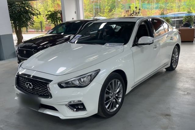 Ojetý Infiniti Q50L 2018 2.0T Enjoyment Version China VI Standard