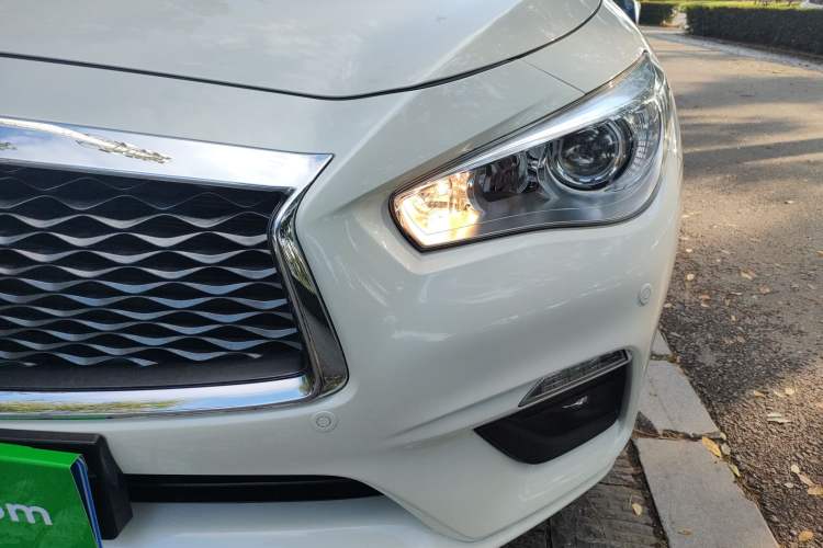 Used Infiniti Q50L 2018 2.0T Comfort Edition China VI Standard Left Front Headlight
