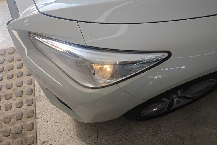 Used Infiniti Q50L 2018 2.0T Comfort Edition China VI Standard Left Front Headlight