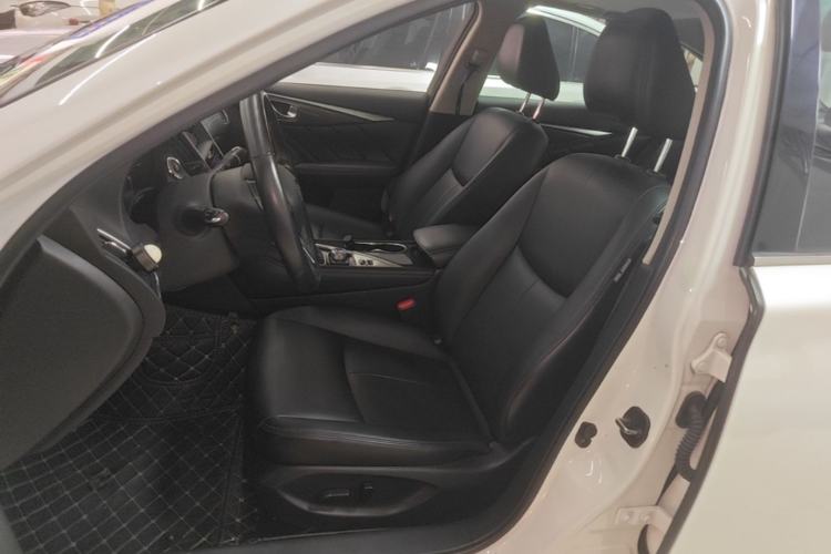 Used Infiniti Q50L 2018 2.0T Comfort Edition China VI Standard Left Front Seat
