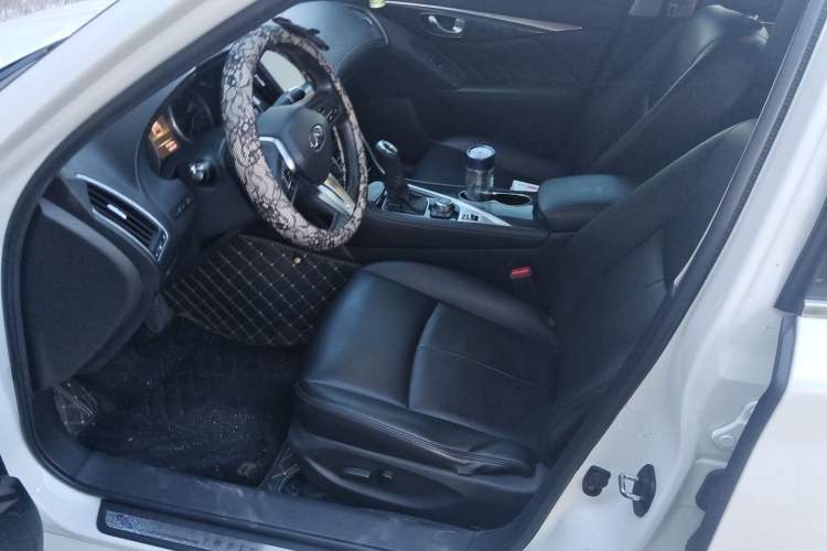 Used Infiniti Q50L 2018 2.0T Comfort Edition China VI Standard Left Front Seat