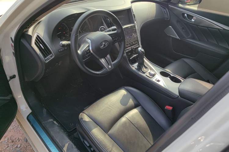 Used Infiniti Q50L 2018 2.0T Enjoyment Edition China V standard Left Front Seat