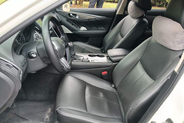 Used Infiniti Q50L 2018 2.0T Enjoyment Version China VI Standard Left Front Seat