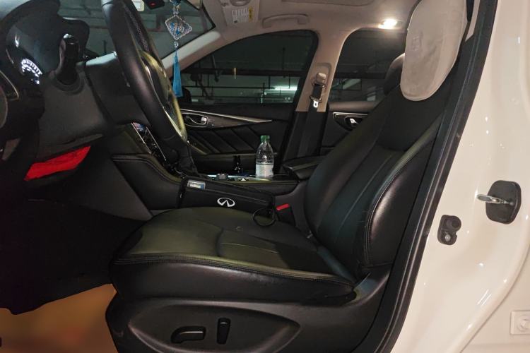 Used Infiniti Q50L 2018 2.0T Comfort Edition China VI Standard Left Front Seat