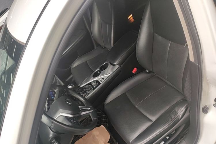 Used Infiniti Q50L 2018 2.0T Enjoyment Version China VI Standard Left Front Seat